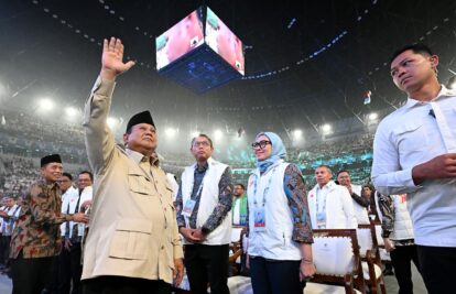Presiden Prabowo Subianto menghadiri acara puncak Harkopnas ke-79 di Indonesia Arena, Jakarta, Minggu (12/7).